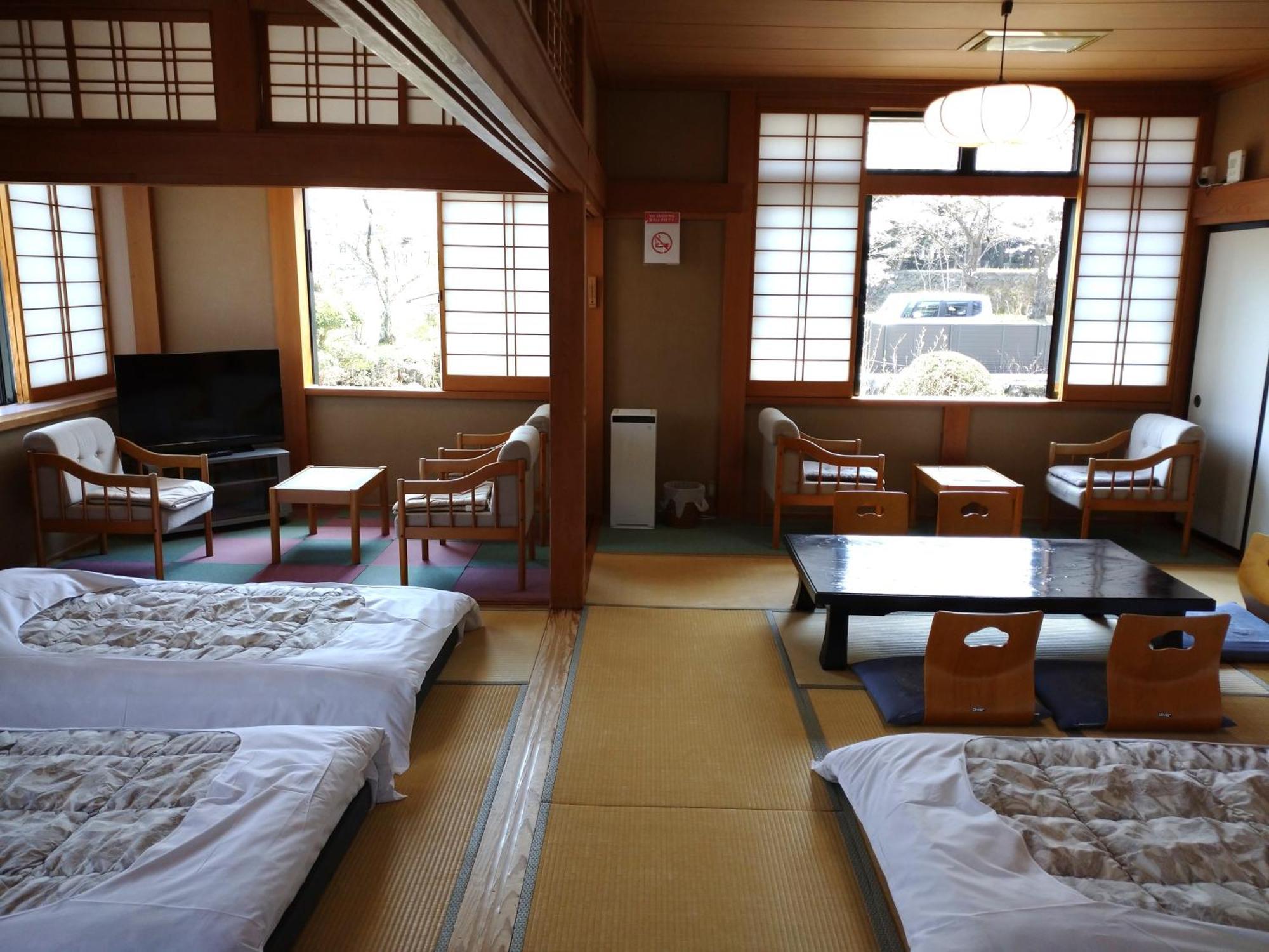Hotel Nishimiyasou Fujikawaguchiko Exterior foto