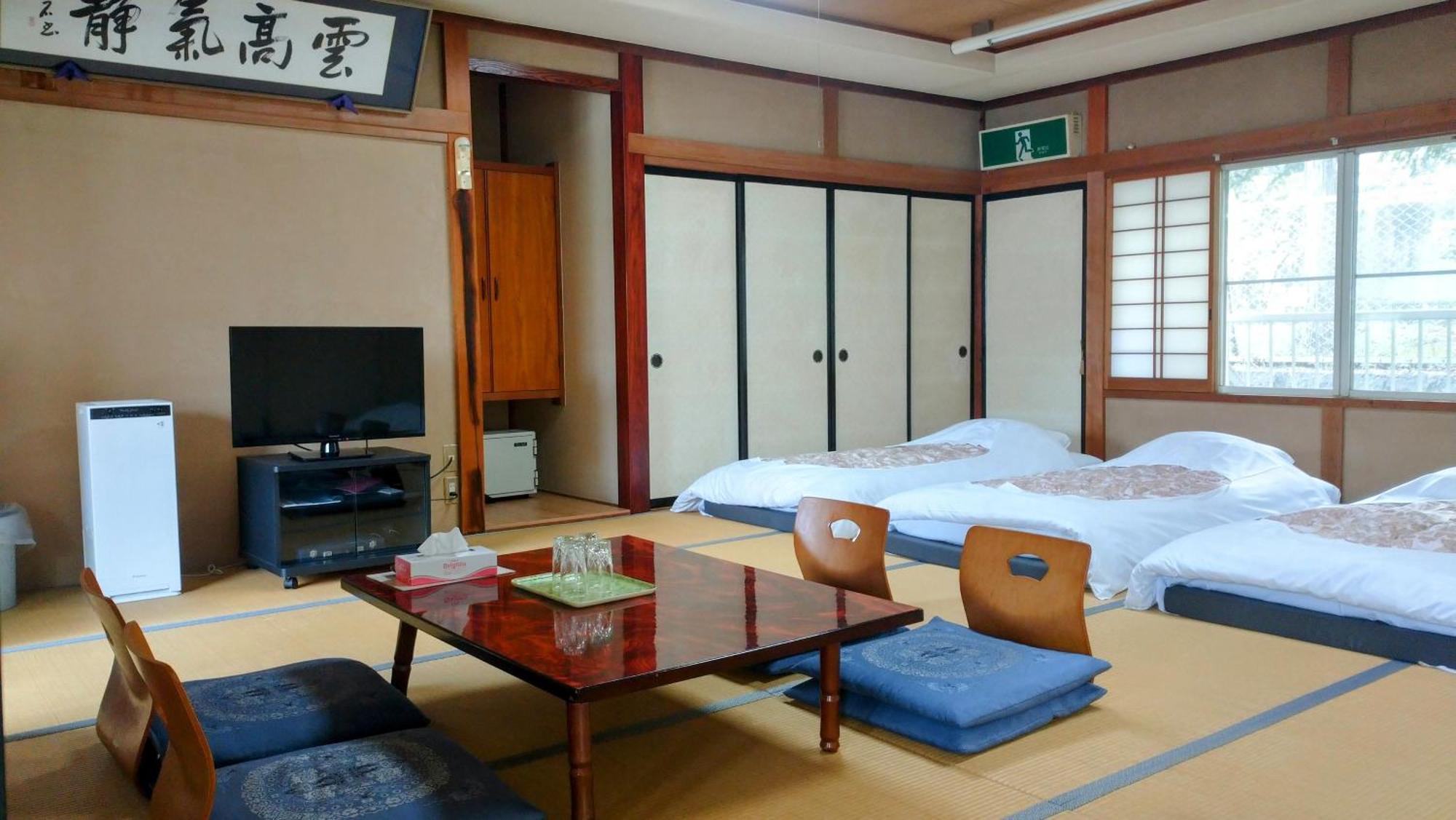 Hotel Nishimiyasou Fujikawaguchiko Exterior foto